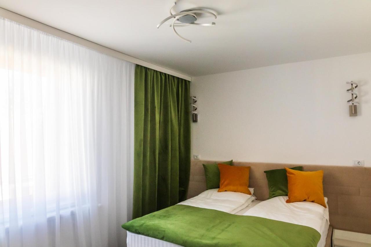 Casa Andreea Hotel Brasov Ngoại thất bức ảnh